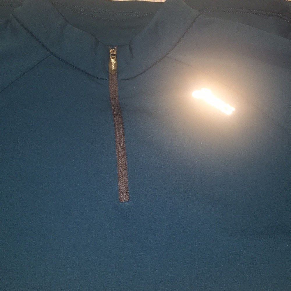ASICS sweater - Picture 2 of 5